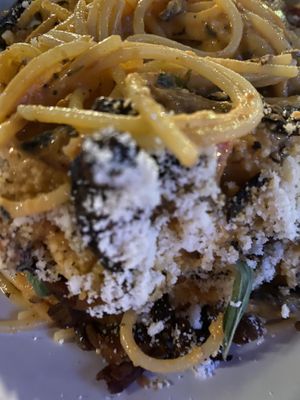 Pasta 💚 at Full Bloom in Miami Beach