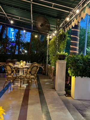 Outdoor terrace  at Full Bloom in Miami Beach