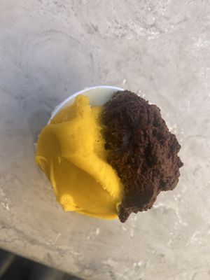   at Gelateria del Teatro in Rome