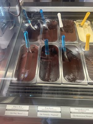   at Gelateria del Teatro in Rome