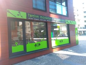 The outside  at Twelve Monkeys Vegankrams in Hamburg
