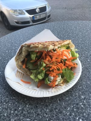 Gyros Sandwich  at Bi-Bu Vegan Mobil Bonn in Bonn