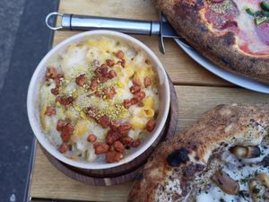 Mac n cheese at Purezza in Brighton