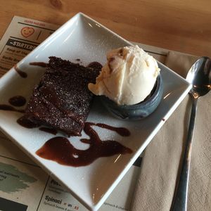 Brownie & Ice Cream at Purezza in Brighton