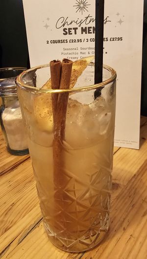Apple and cinnamon mocktail at Purezza in Brighton