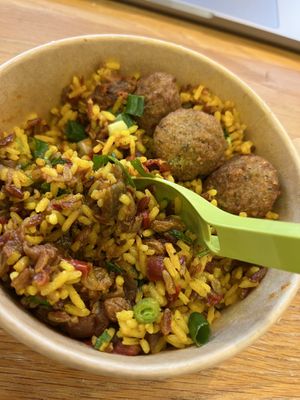 Casablanca with my reusuable fork/spoon  at CDG- EXKi - T2E in Roissy-en-france