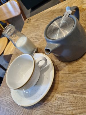 Tea at Chia Naturally Healthy in Hitchin