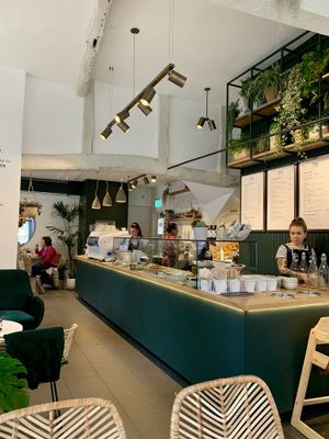 Decor at Chia Naturally Healthy in Hitchin