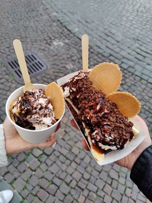  at Eis Cafe De Lorenzo in Saarbrucken