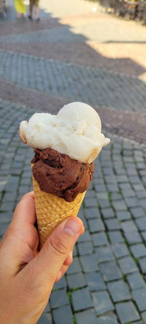  at Eis Cafe De Lorenzo in Saarbrucken