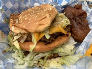 Cali burger  at Cycle Dogs in Seattle