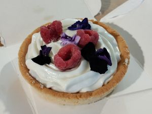 Cream pie at La Besnéta in Barcelona