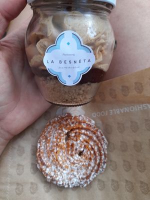 Cake in a glas and some "kind of marzipan cookie" at La Besnéta in Barcelona
