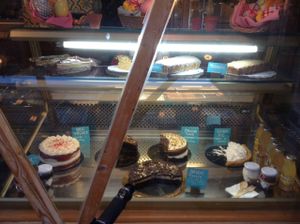 cake show case at La Besnéta in Barcelona