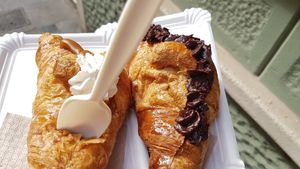 Dulce de leche and choc croissants at La Besnéta in Barcelona