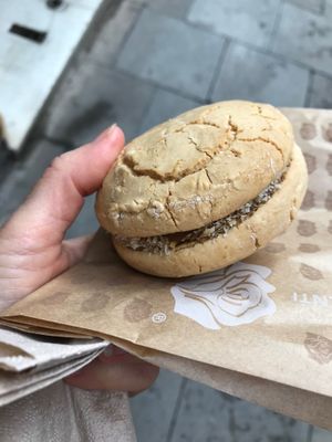 Alfajore  at La Besnéta in Barcelona