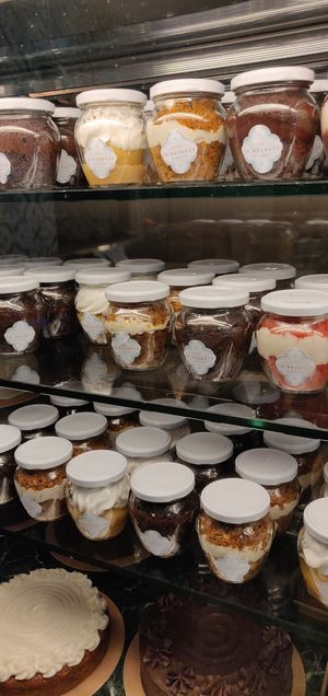 Cakes and cheesecakes at La Besnéta in Barcelona