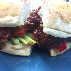 
Jackfruit Burger
(Avocado, peppers, mayonnaise) with kale chips at Vegan Hippo in London
