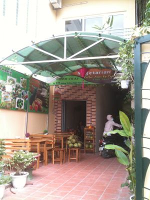 Front of the restaurant at Com Chay in Hanoi