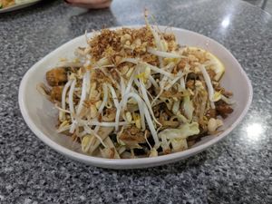 Vegan Pad Thai at Yummy Noodle in Cairns