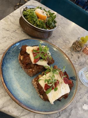 Mozzarella toast at Redemption - Chepstow in West London