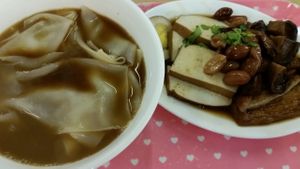 kway chap at HW Vegetarian in Central Singapore