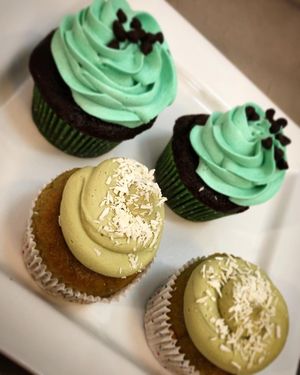 st patrick cupcakes at Two Daughters Bakeshop in North Vancouver