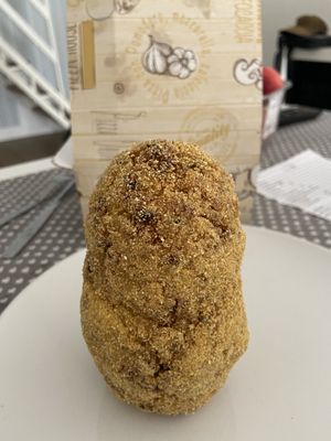 Arancina La pistacchio  at Arancinaglutenfree in Siracusa