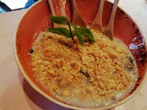 Cocoscreme mit Tapioka, Banane und Erdnüssen at Memoires d'Indochine in Mannheim