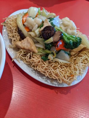 Nouille croustillante at Pho Da Son in Montreal