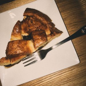 Apple pie at Veganic To Go in Tokyo