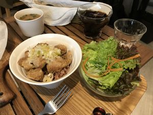 Zen bowl at Veganic To Go in Tokyo