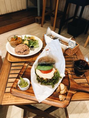 b at Veganic To Go in Tokyo