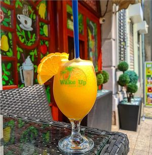 Only oranges 🍊🍊🍊 at Wake Up Juice Bar in Novi Sad