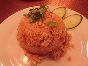 Vegetable fried rice is available, 
with carrot, cabbage, green pepper and mushroom. 
Instead of fish sauce, we use soya-sauce.  at Thanyaporn in Takayama