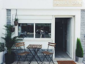 Entrance at Aloha Cafe in Santana