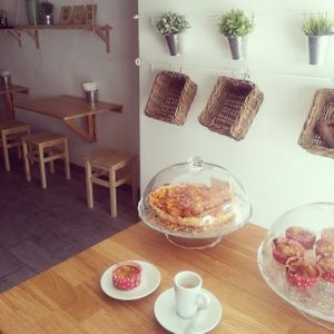 inside at Aloha Cafe in Santana