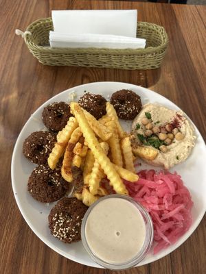 falafel plate  at Mr Falafel in Maribor