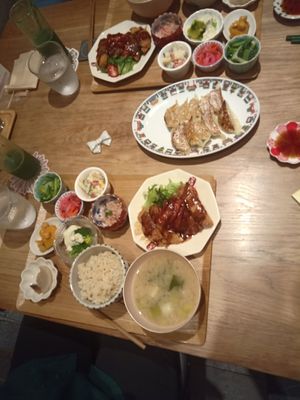 Dinner set menu at Merrymomo in Osaka