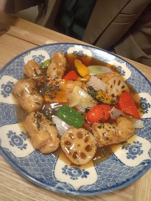 Soy meat with veggies in hot&sour at Merrymomo in Osaka