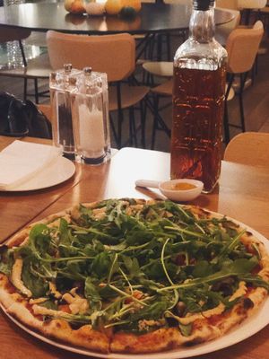 Vegan pizza at KM20 in Moscow