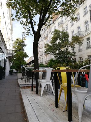 Outside space at Legal Cakes in Warsaw