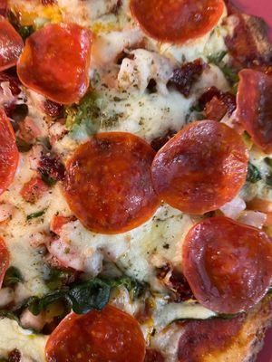 Yes Vegan Pizza scrumptious  at Eden's Vegan Juice Bar Cafe in Palm Coast