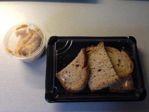 Take away bread and houmous @ Blattgrün, Bremerhaven at Blattgrün in Bremerhaven