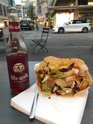 Falafel im Brot und Hamburger Limo ??☺️ at Vegi in Stuttgart