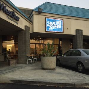 front view at Health's Kitchen in Riverside