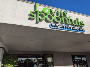 Signage at Lovin' Spoonfuls in Tucson