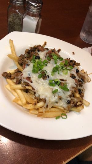 vegan chili cheese fries 😩💫 at Lovin' Spoonfuls in Tucson