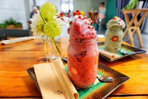 Smoothies at Raw & Roxy in Cape Town