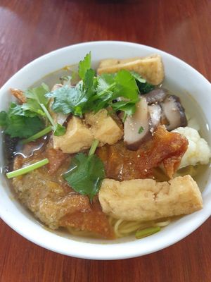 Wonton noodle soup at Bo De Trai in Footscray